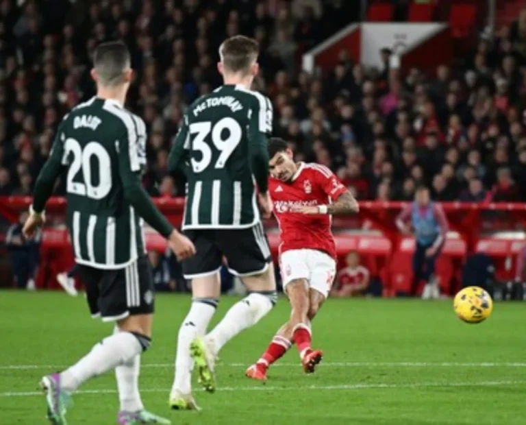 Man United vs Nottingham Forest Timeline