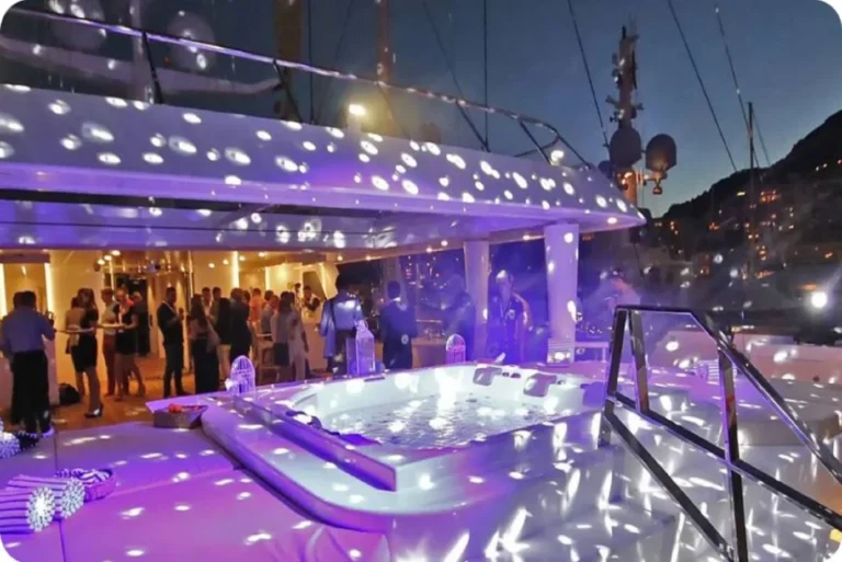 Yacht Rental for Corporate Events in Dubai