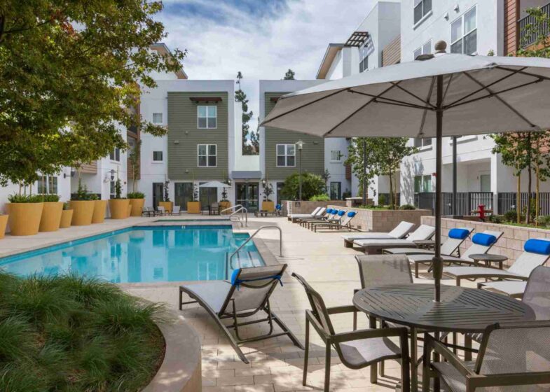 Domus on the Boulevard Mountain View