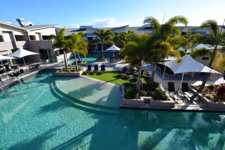 lagoons+1770+resort+&+spa+agnes+water+australia