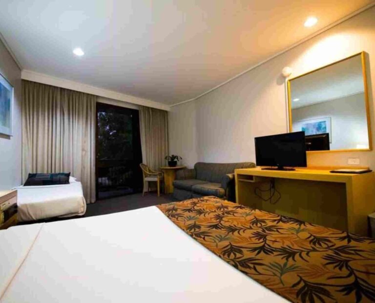 sandown+regency+hotel+&+apartments+noble+park+australia
