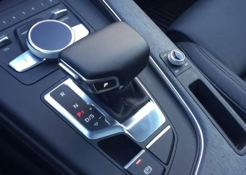 هل السيارات اليدوية أرخص من الأوتوماتيكية؟