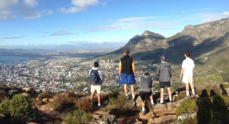 7 Best Hikes Near Cape Town You Can Do This Weekend