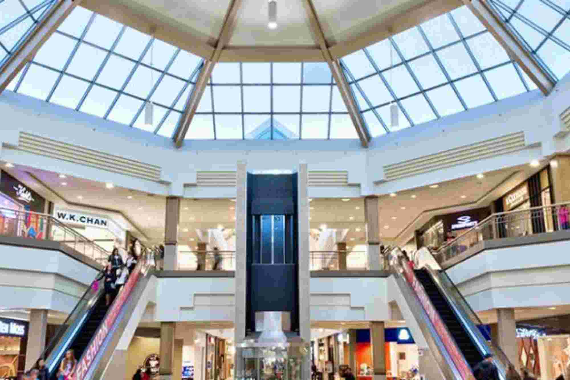 Canada Guide: Montréal Underground City Stores