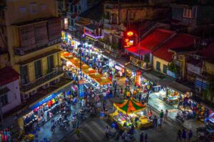 How to Find the Best Overnight Markets & Night Bazaars