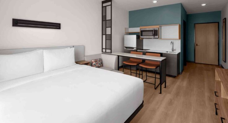 Booking Last-Minute Hotels: Insider Tips