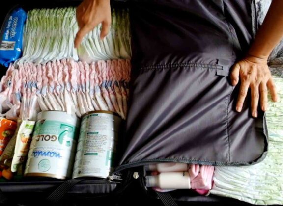 How to Pack a Baby Bag for a Long Flight
