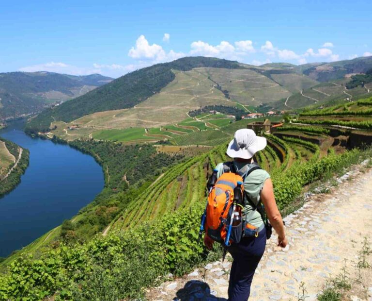 Trail Guide — Hiking Near Porto: Routes, Distance & Tips
